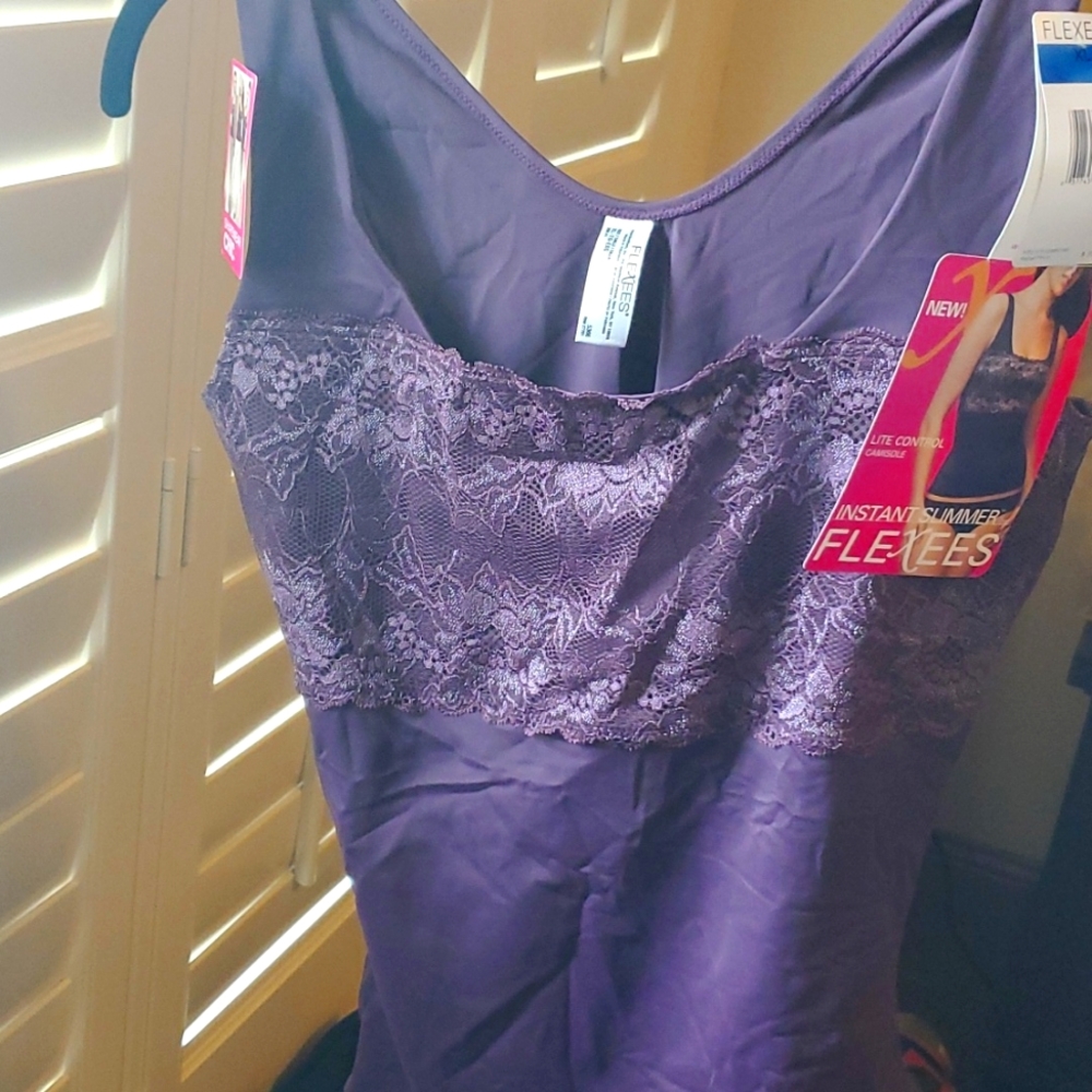 Purple Flexees slimmer Tank with lace, XL, new with tags